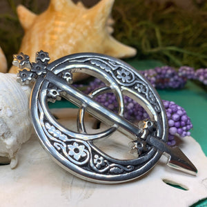 Chalice Well Brooch, Irish Jewelry, Celtic Pin, Scotland Jewelry, Anniversary Gift, Ireland Gift, Peace Jewelry, Spiritual Gift, Mom Gift