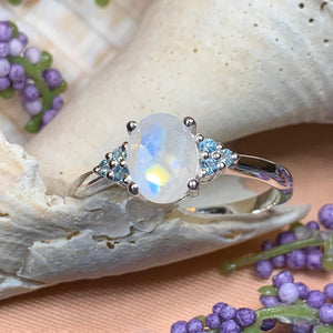 Moonstone Ring, Promise Ring, Moonstone Engagement Ring, Anniversary Gift, Blue Topaz Ring, Boho Ring, Mom Gift, Wife Gift, Cocktail Ring