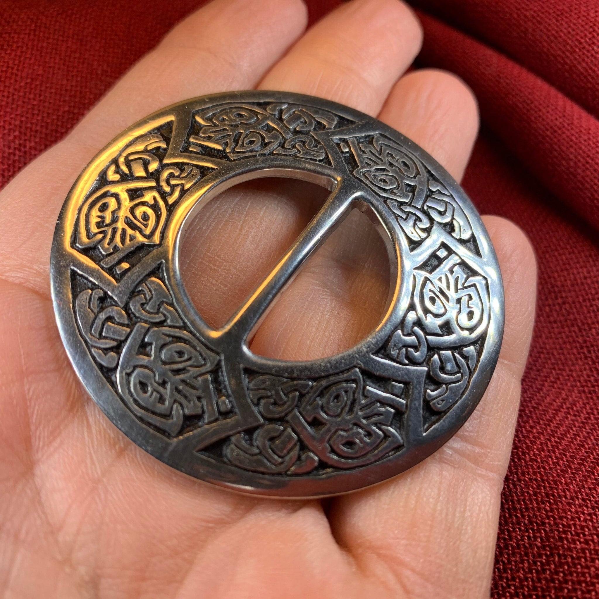 Celtic Scroll Scarf Ring – Celtic Crystal Design Jewelry