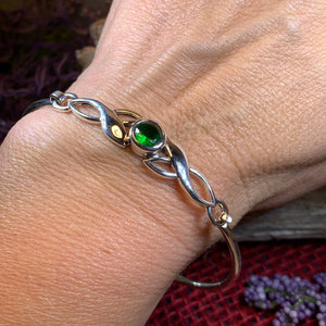 Celtic Knot Bracelet, Celtic Jewelry, Irish Jewelry, Love Knot Jewelry, Bridal Jewelry, Emerald Jewelry, Wife Gift, Ireland Jewelry, Norse