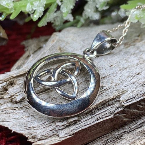 Celtic Knot Necklace, Scotland Jewelry, Irish Jewelry, Scottish Jewelry, Trinity Knot Pendant, Celtic Pendant, Anniversary Gift, Wife Gift