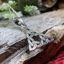 Load image into Gallery viewer, Celtic Knot Necklace, Scotland Jewelry, Irish Jewelry, Scottish Jewelry, Trinity Knot Pendant, Celtic Pendant, Anniversary Gift, Wife Gift
