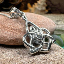 Load image into Gallery viewer, Mother&#39;s Knot Necklace, Celtic Knot Pendant, Irish Jewelry, Mom Gift, Celtic Heart Pendant, Ireland Gift, Mother &amp; Child Jewelry, White Opal
