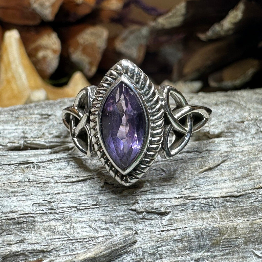 Celtic Ring, Irish Promise Ring, Engagement Ring, Solitaire Ring, Cocktail Ring, Anniversary Gift, Silver Celtic Ring, Scottish Ring