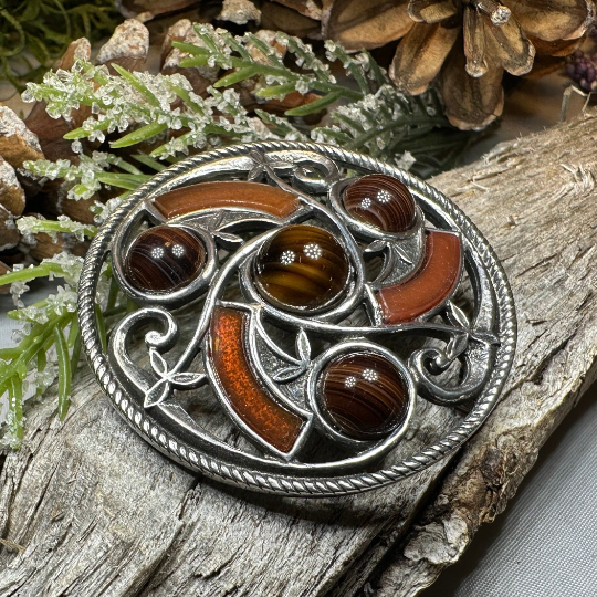 Eveningtide Celtic Knot Brooch