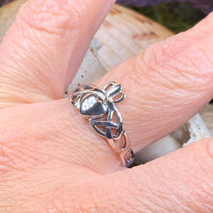 Irish Claddagh Trinity Knot Ring